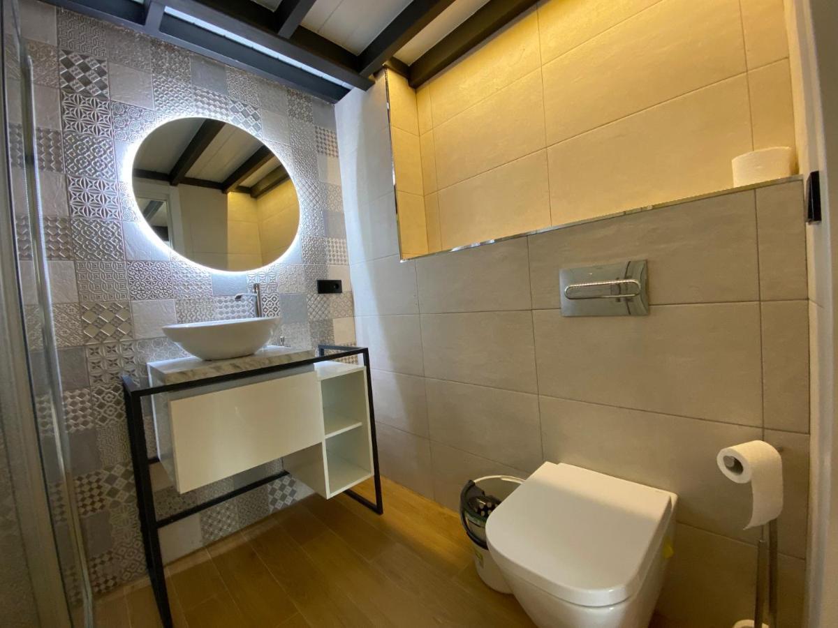 Loft Laura Nervion Apartment Seville Luaran gambar