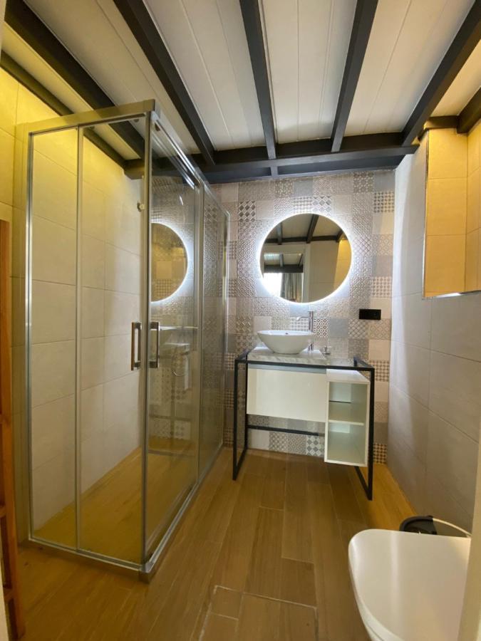 Loft Laura Nervion Apartment Seville Luaran gambar